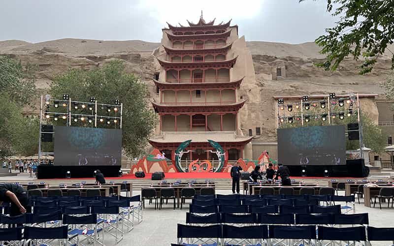 廣告物料制作會場布景舞臺搭建展位搭建舞臺燈光設備演藝音響高清LED屏